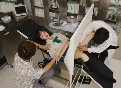 Poster of Bác sĩ nam biến thái Chịch vợ trước mặt chồng khi khám phụ khóa