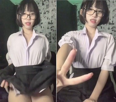 Poster of Clip sex học sinh vú nhỏ được đụ lên đỉnh