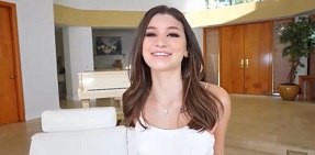 Poster of Em người mẫu Brooke Monk fuck Địt nhau với trai siêu hấp dẫn